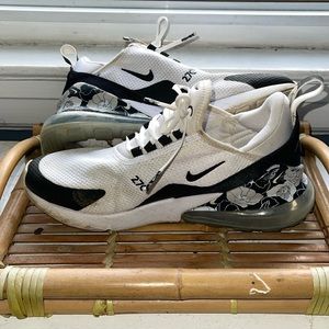 NIKE W AIR MAX 270 SPECIAL EDITION